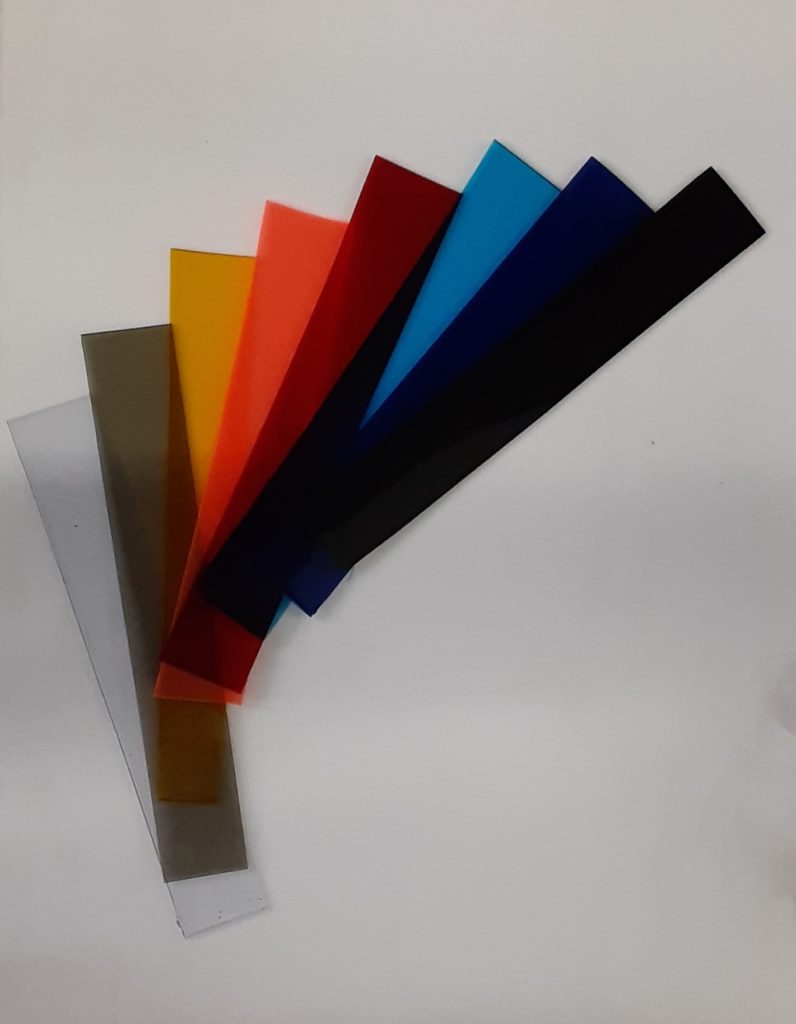 pvc strip curtains. buy per foot or rolls in many colors. pvc vinyl Strip curtain rolls