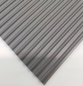 Easy_sweep_round_rib_vinyl_matting_EZ_kleen